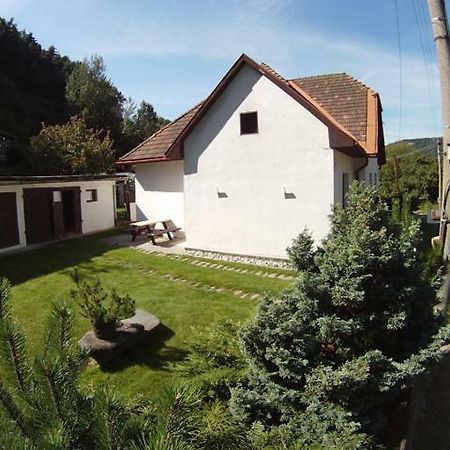 Penzion Pod Vejmutovym Lesom Kremnica Luaran gambar